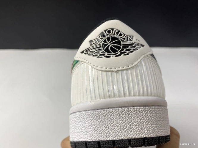 Rep Onekick Chinese Low Jordan (2020) New CW0418-006 1 Year Retro 0604